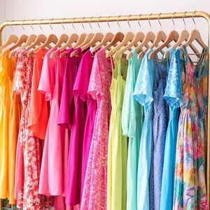 A Little Bit About Me😊💜